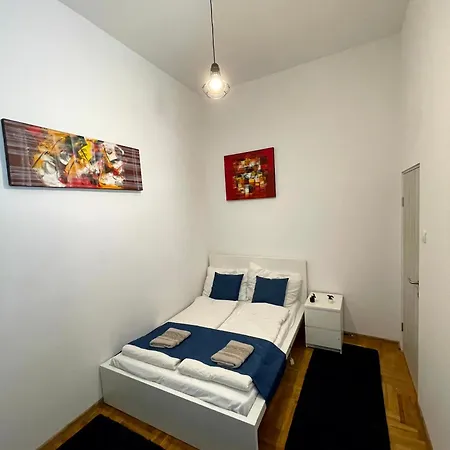 M&m - Ferenciek Tere Apartament