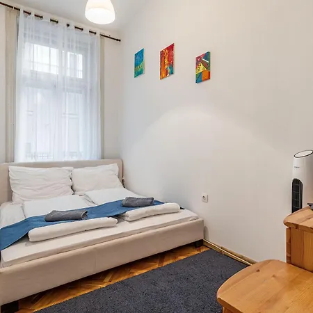 M&m - Ferenciek Tere Lägenhet Budapest